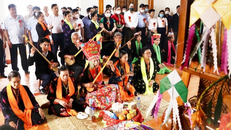 Kin Pang Then ritual of the White Thai in northwestern region